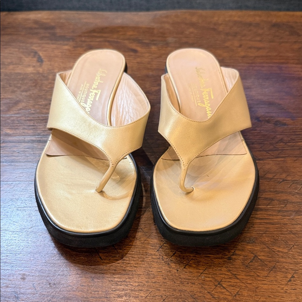 Salvatore Ferragamo Women's Beige Sandals